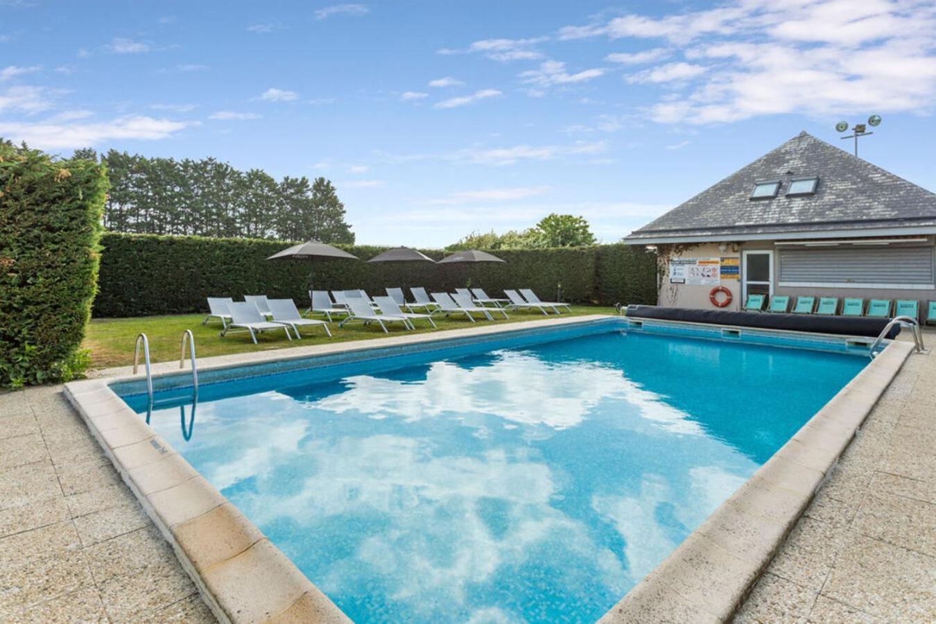 Hotel Kyriad Deauville - St Arnoult