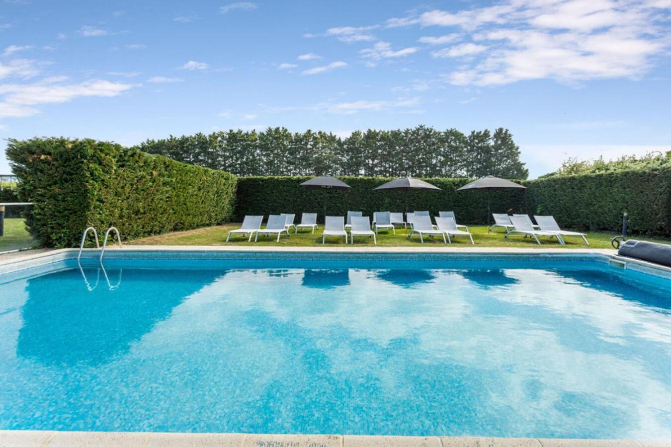 Kyriad Deauville - St Arnoult Hotel 3*
